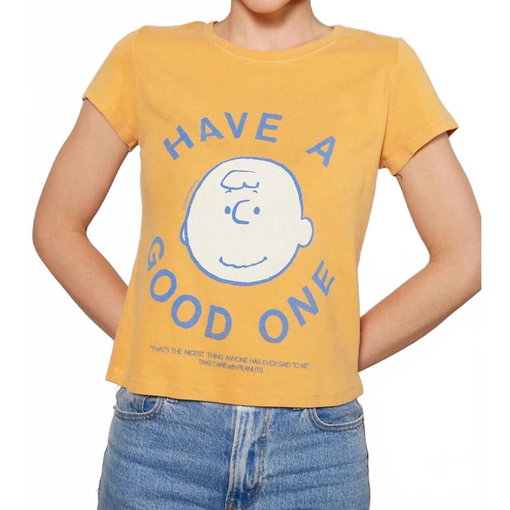 NEW PEOPLE OF LEISURE peanuts have a good one baby tee in marigold